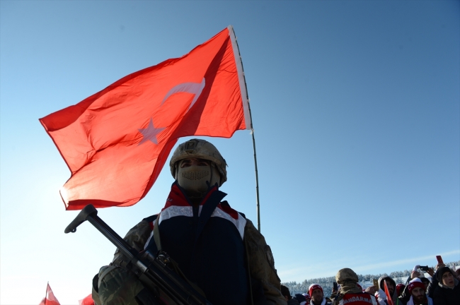 Vefakar gençlik Sarıkamış'ta ecdadın izinde